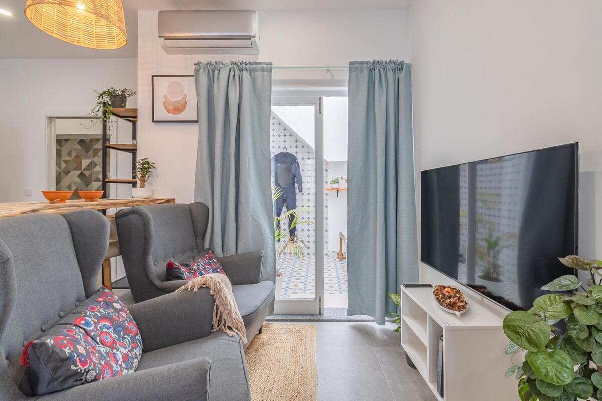 ラゴスCasa Tamarアパートメント エクステリア 写真